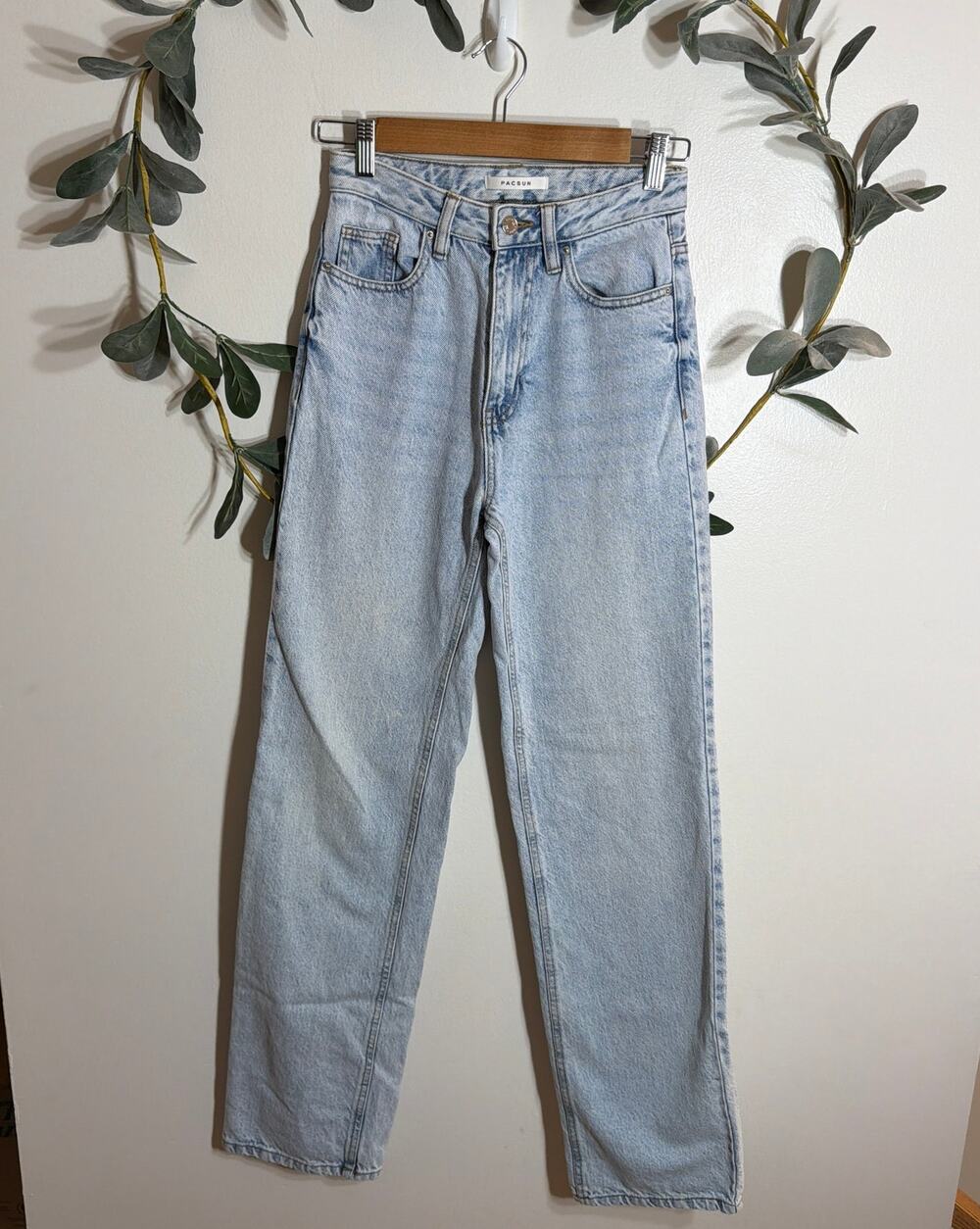 Pacsun Light Wash 90s Boyfriend Jeans